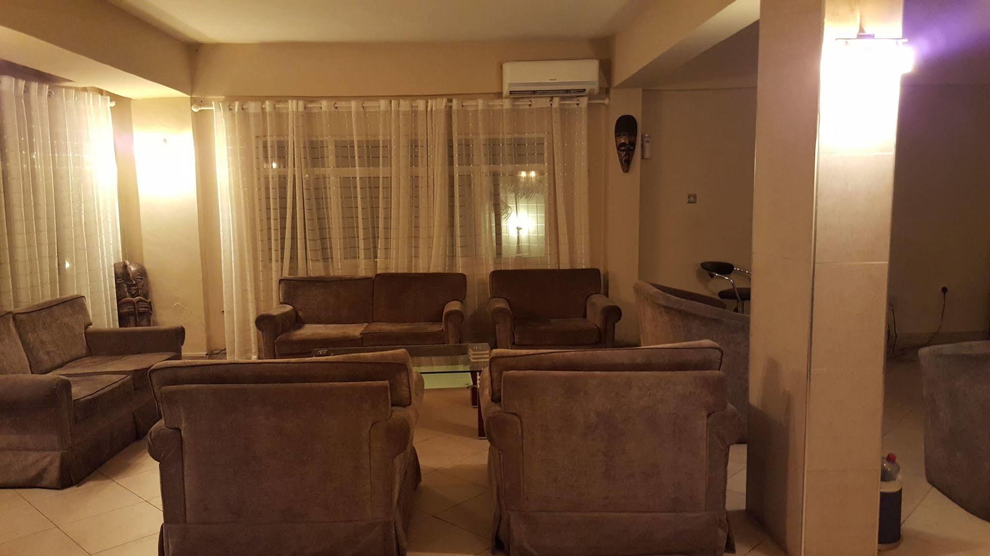 Golden Gate Hotel Kumasi Exterior photo